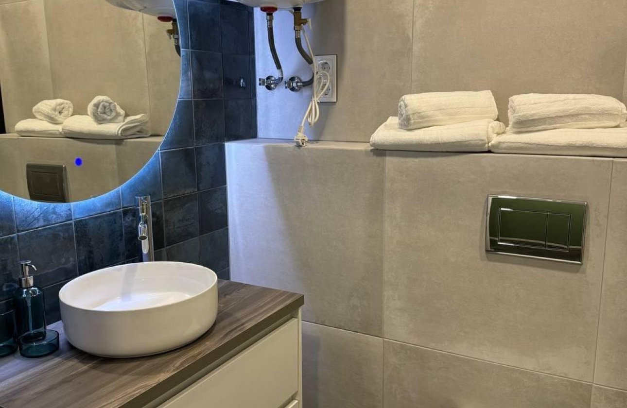 Resale - Commercial property -
Alicante - Alicante Centro