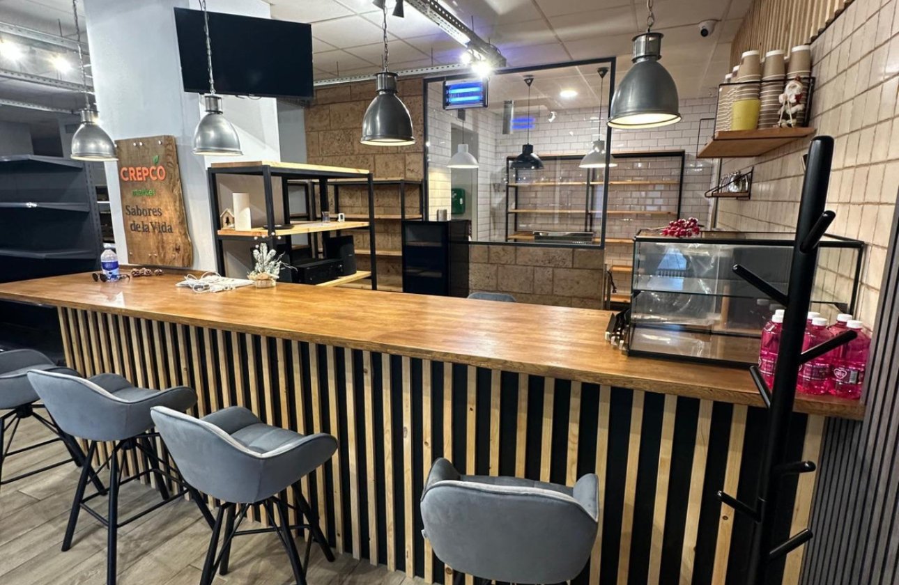 Resale - Commercial property -
Alicante - Alicante Centro