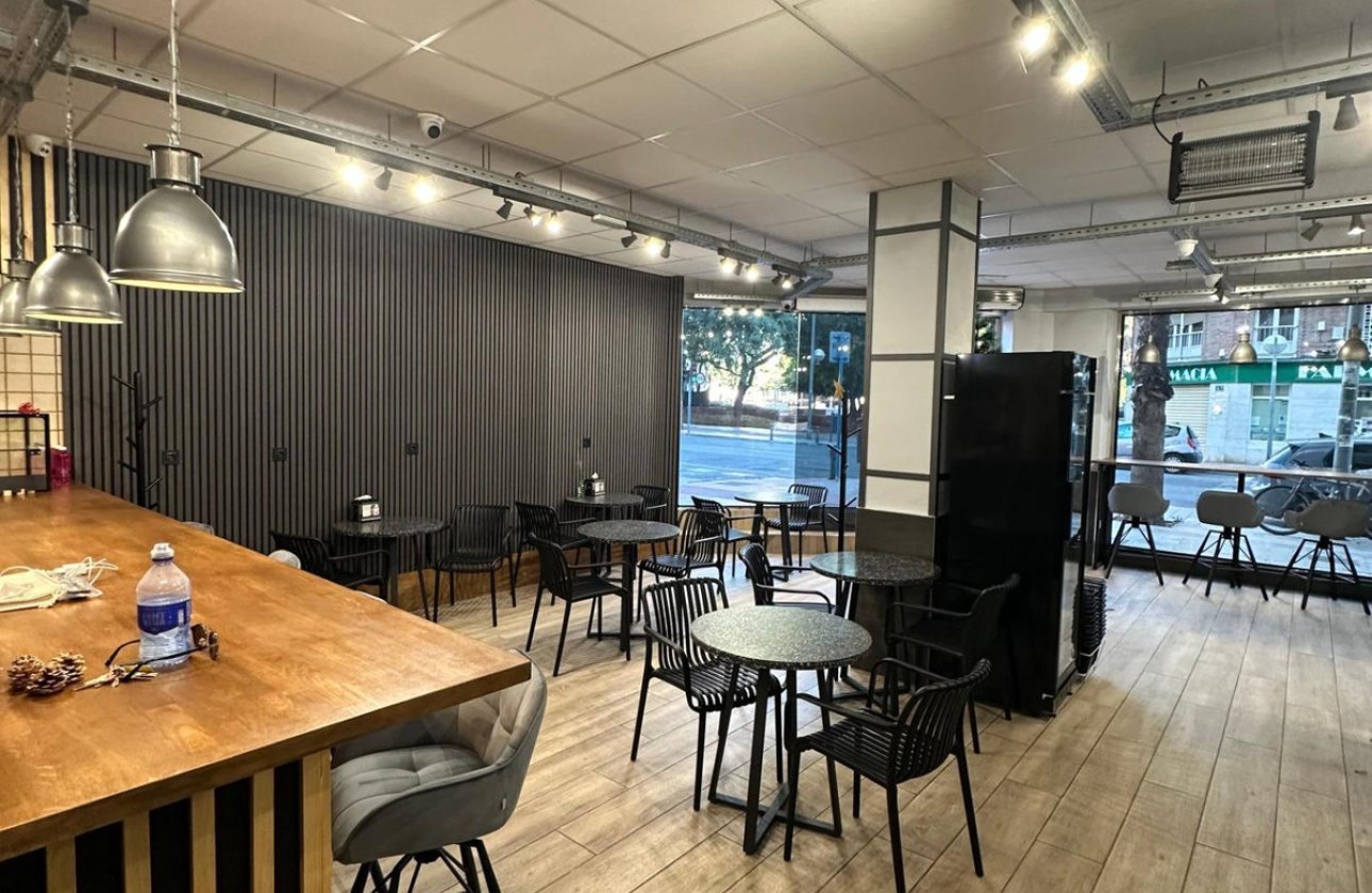 Resale - Commercial property -
Alicante - Alicante Centro