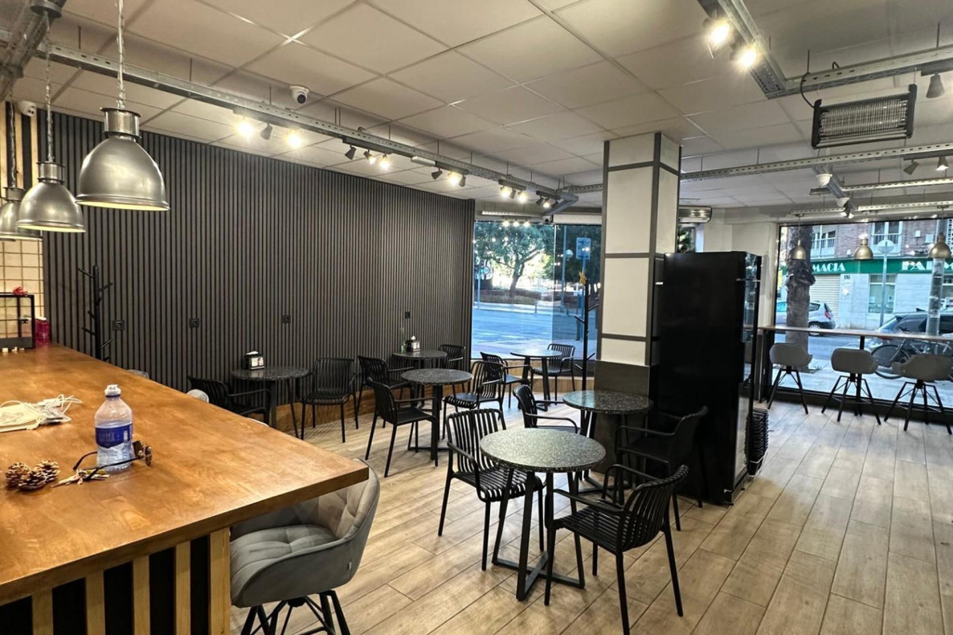 Resale - Commercial property -
Alicante - Alicante Centro