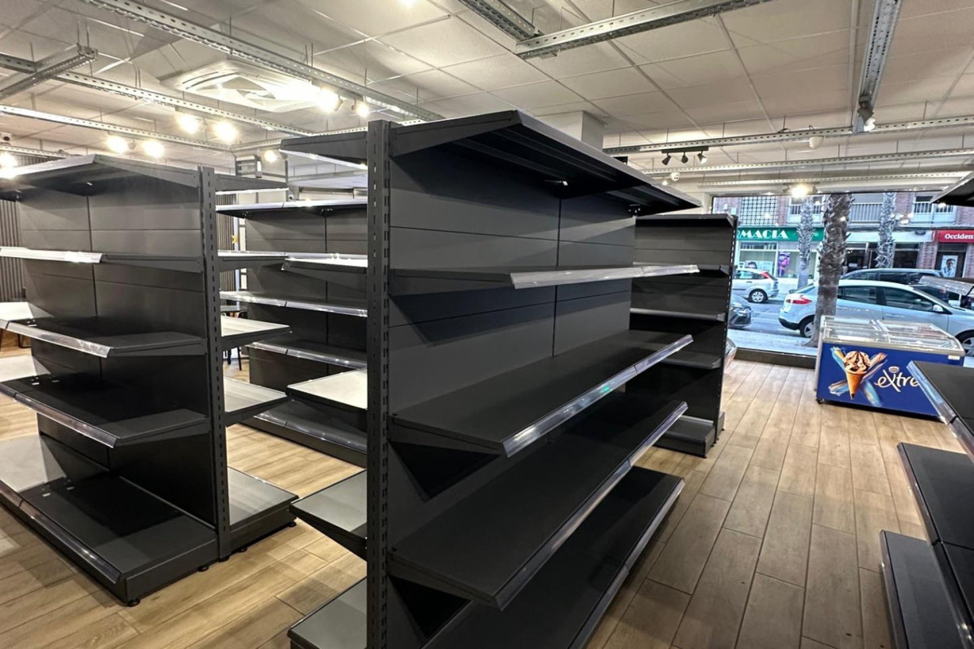 Resale - Commercial property -
Alicante - Alicante Centro