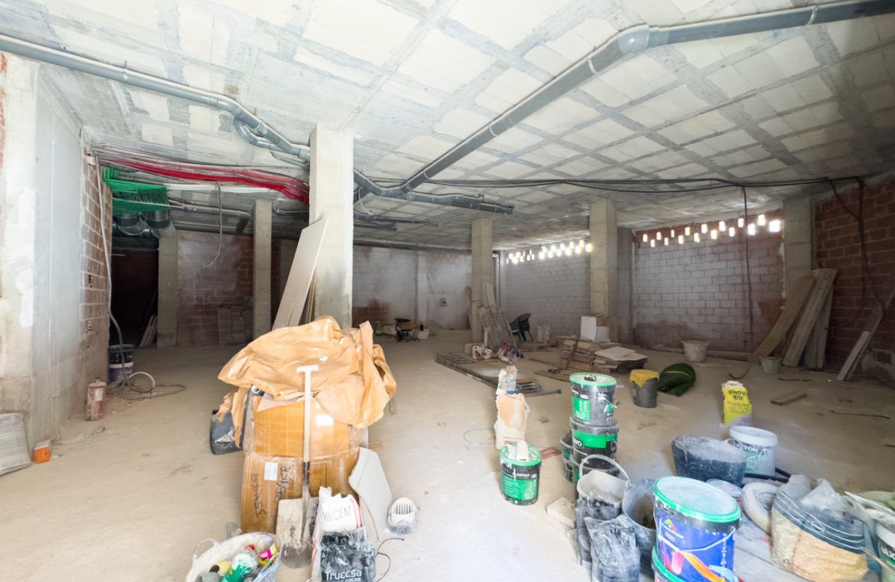 Resale - Commercial property -
Alicante City - Parque de las Naciones