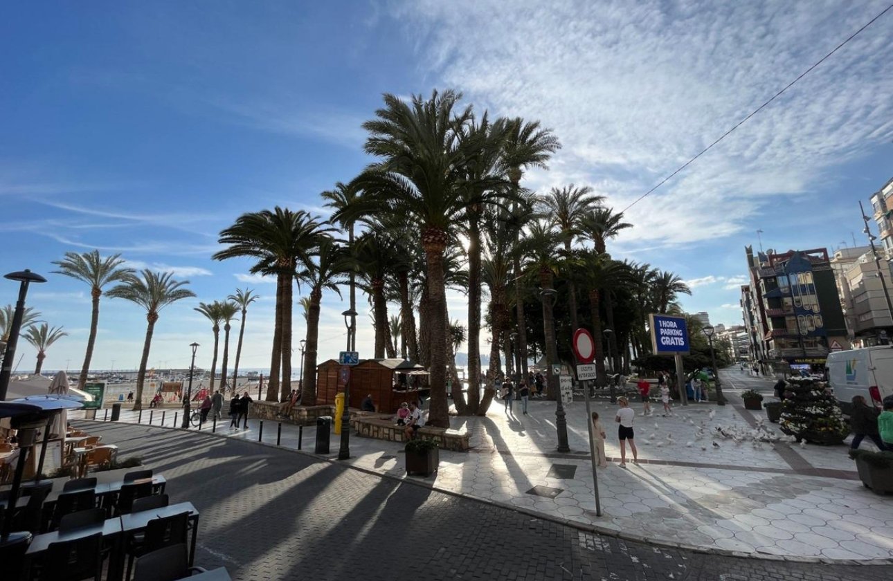 Resale - Commercial property -
Benidorm - Benidorm Centro