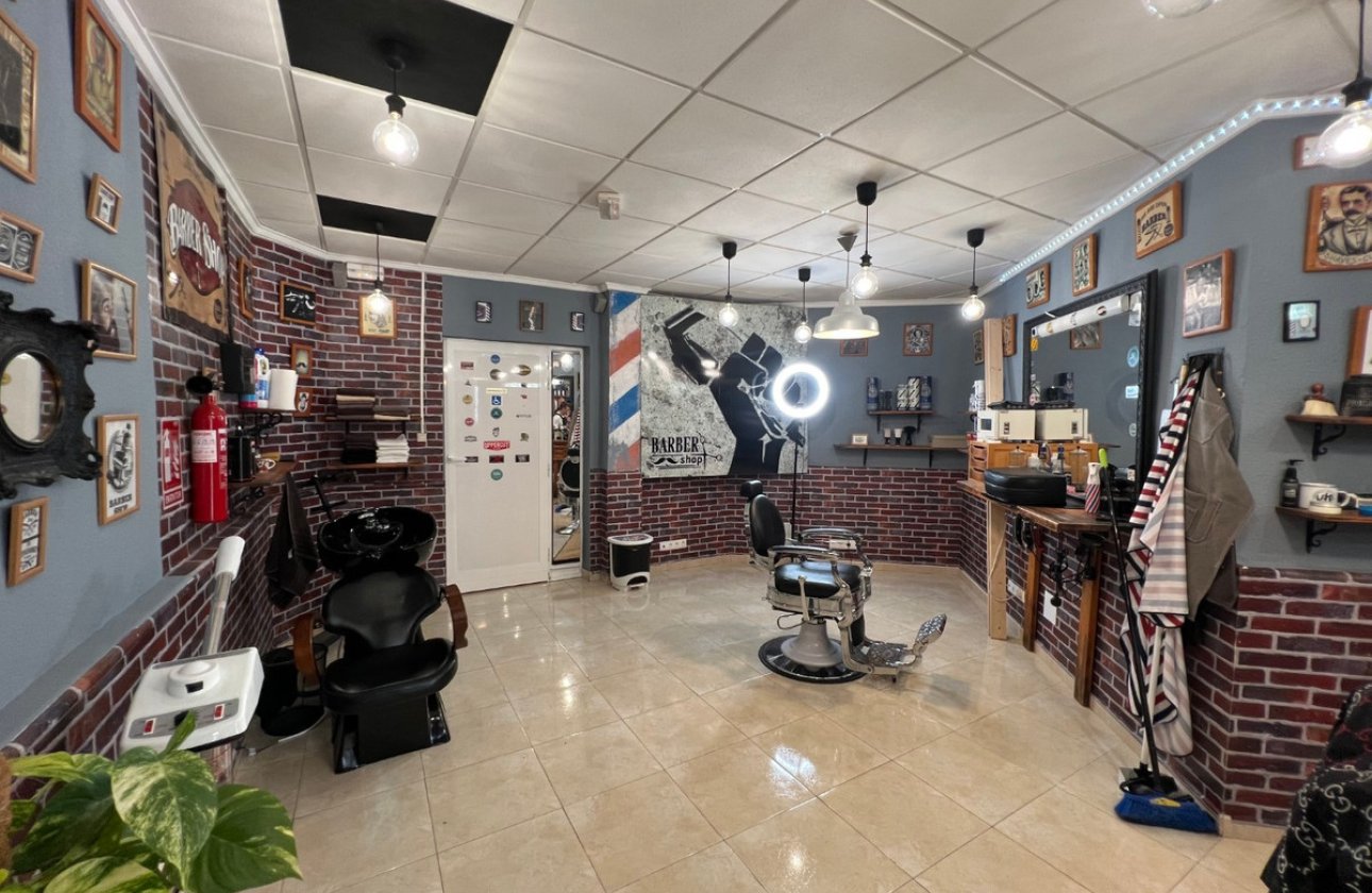 Resale - Commercial property -
Guardamar del Segura - Guardamar del Segura Centro