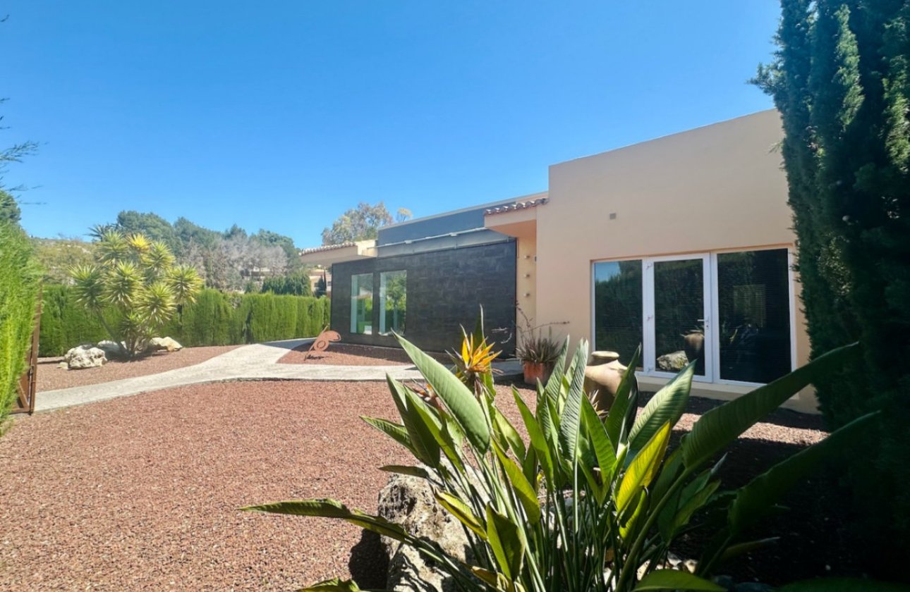 Resale - Commercial property -
Jávea - Xàbia - Jávea - Xàbia Centro