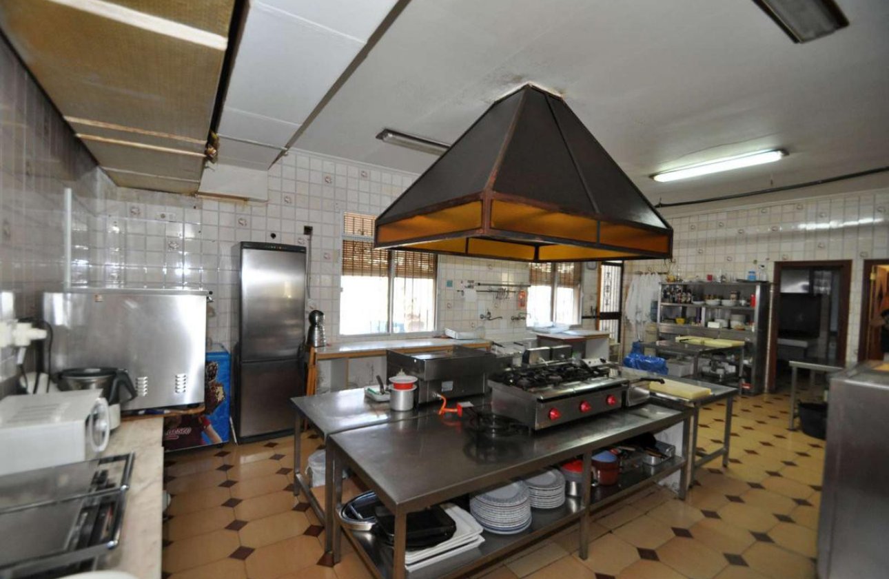 Resale - Commercial property -
Monóvar - Monòver - Monóvar - Monòver Centro