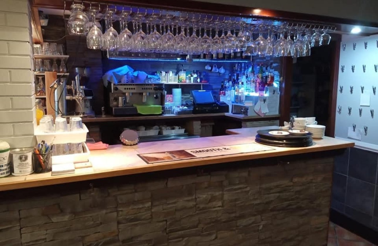 Resale - Commercial property -
Orihuela - Cabo Roig