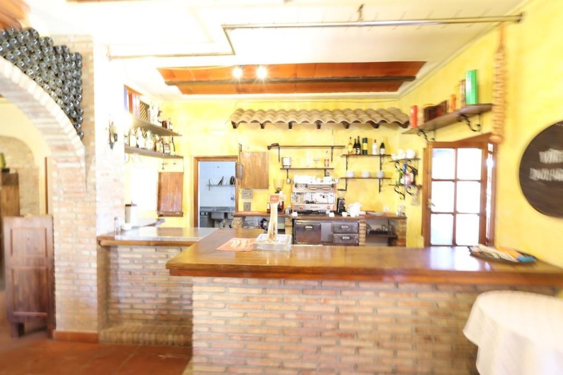 Resale - Commercial property -
Orihuela - La Zenia