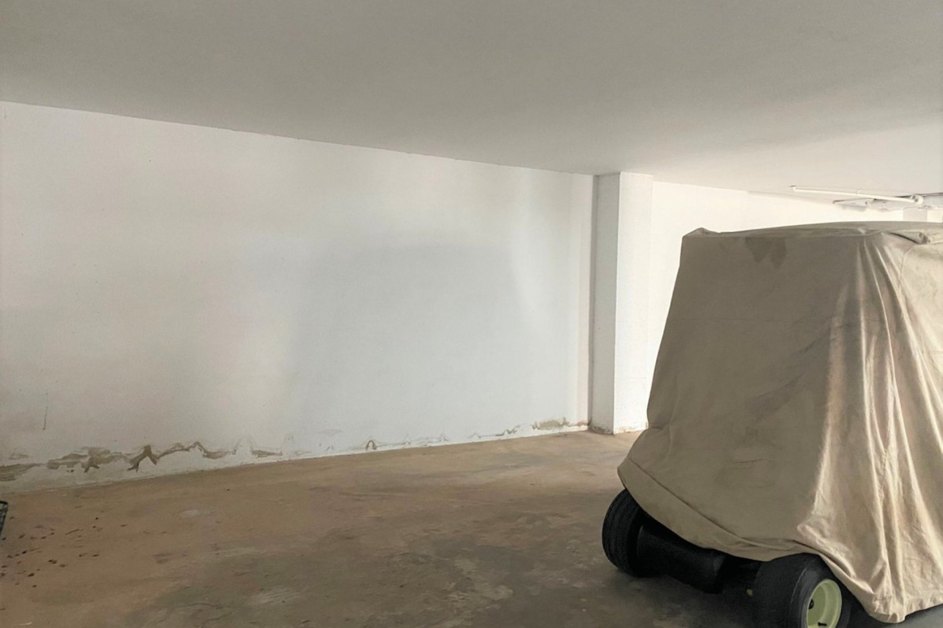 Resale - Commercial property -
Orihuela - Orihuela Costa