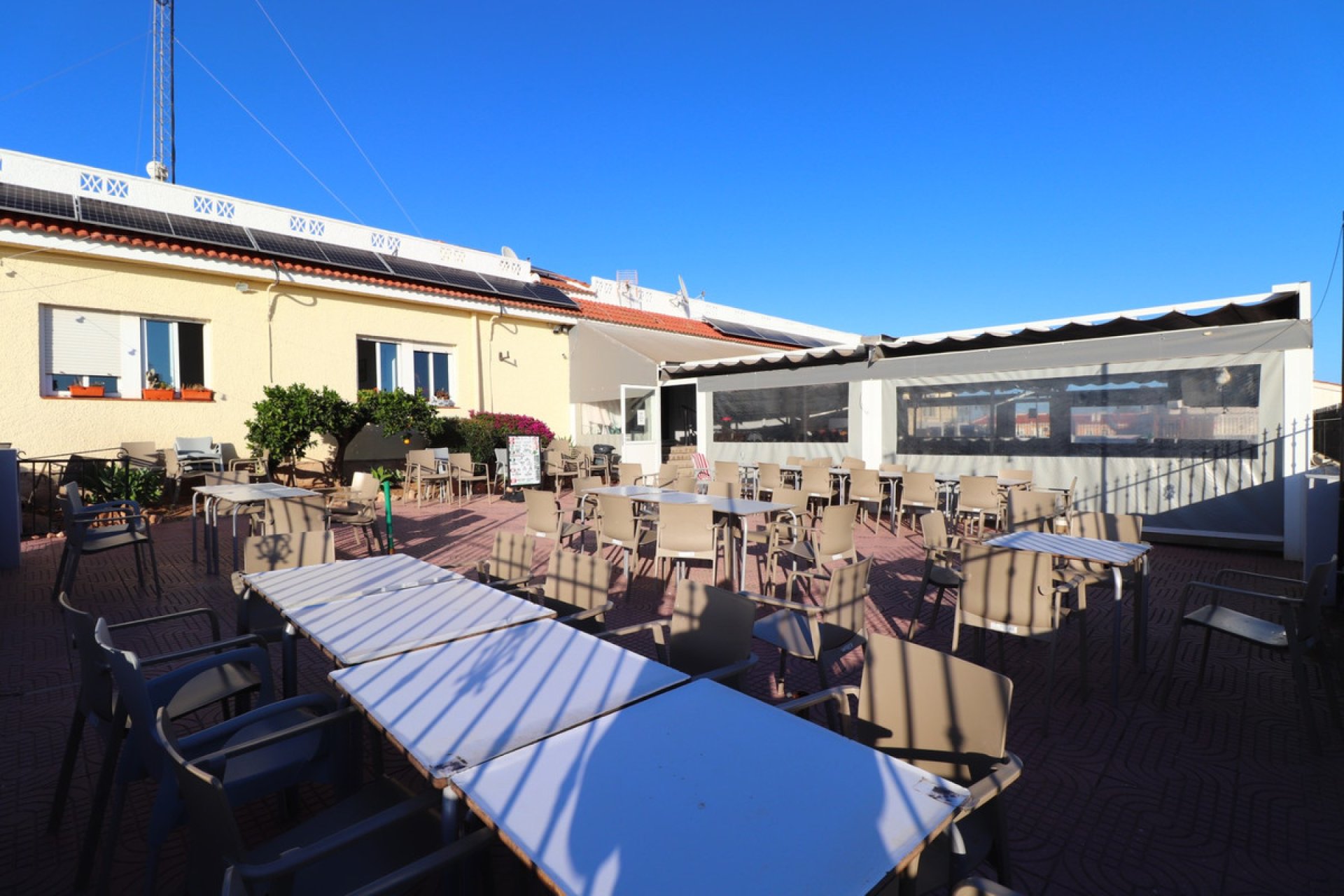 Resale - Commercial property -
Rojales - Dona Pepa