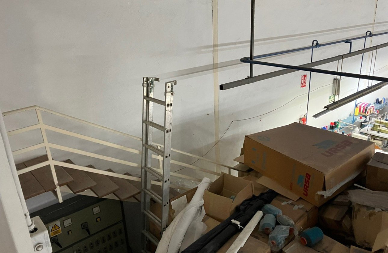 Resale - Commercial property -
Rojales - Rojales Centro