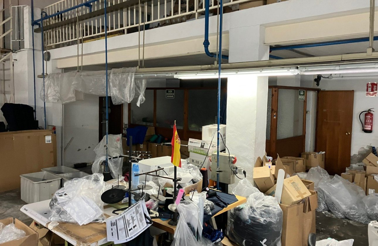 Resale - Commercial property -
Rojales - Rojales Centro