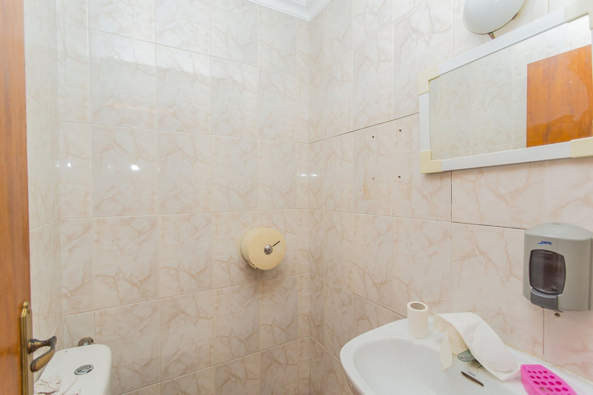 Resale - Commercial property -
Torrevieja - La Mata