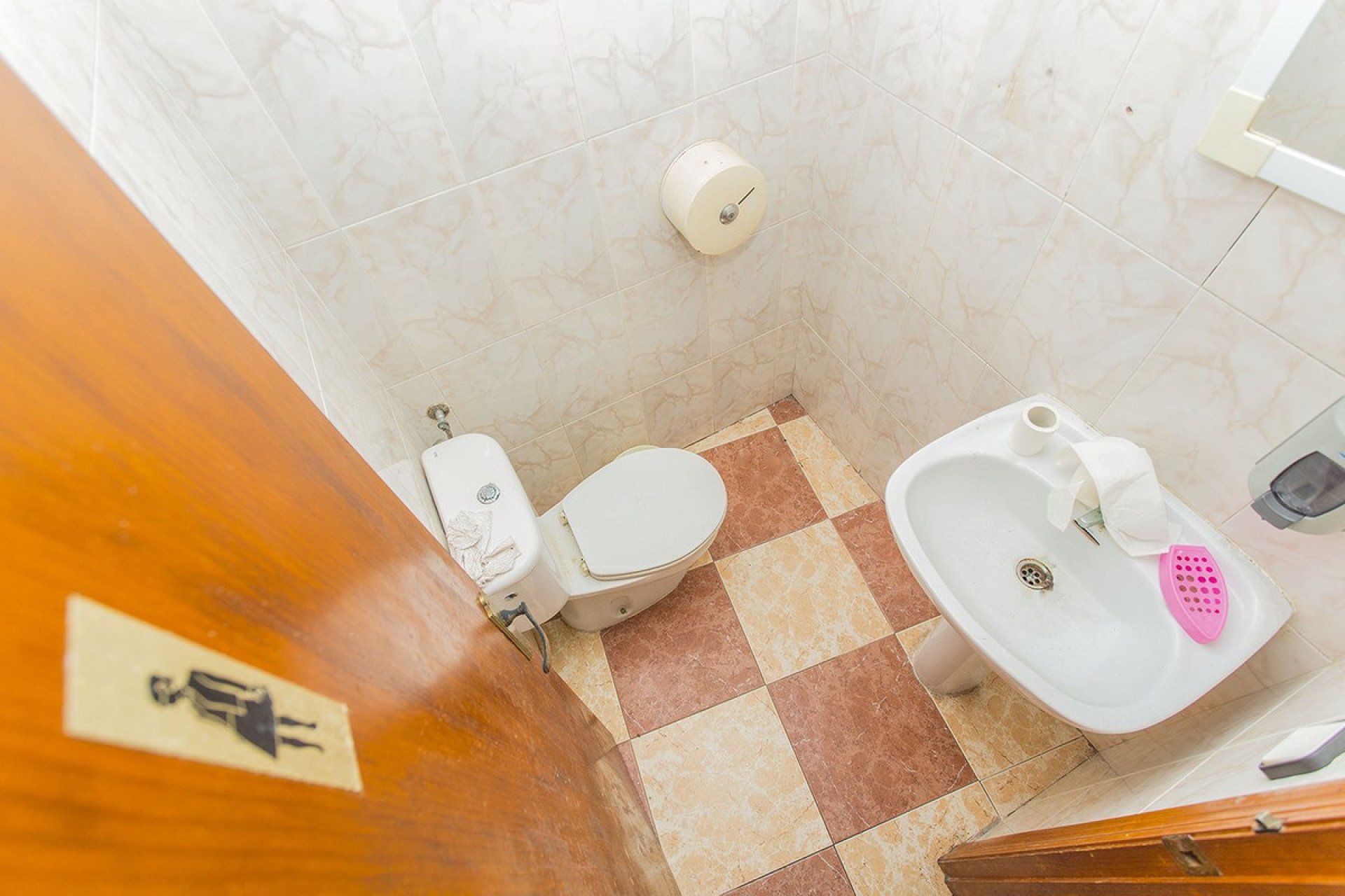 Resale - Commercial property -
Torrevieja - La Mata