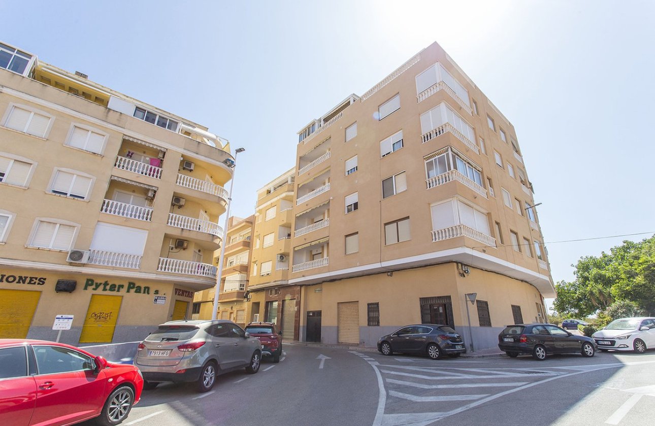 Resale - Commercial property -
Torrevieja - La Mata