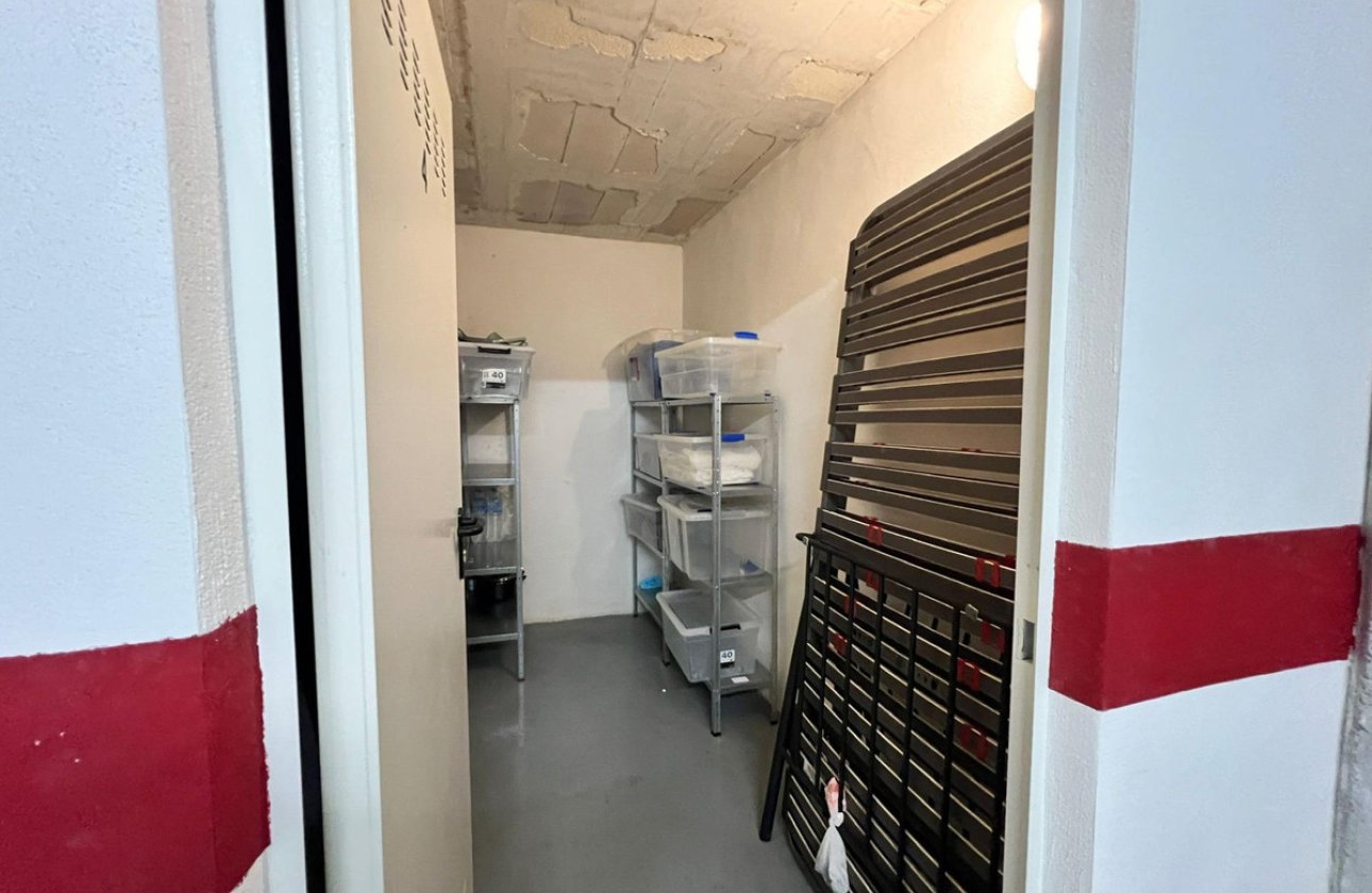 Resale - Commercial property -
Torrevieja - Torrevieja Centro