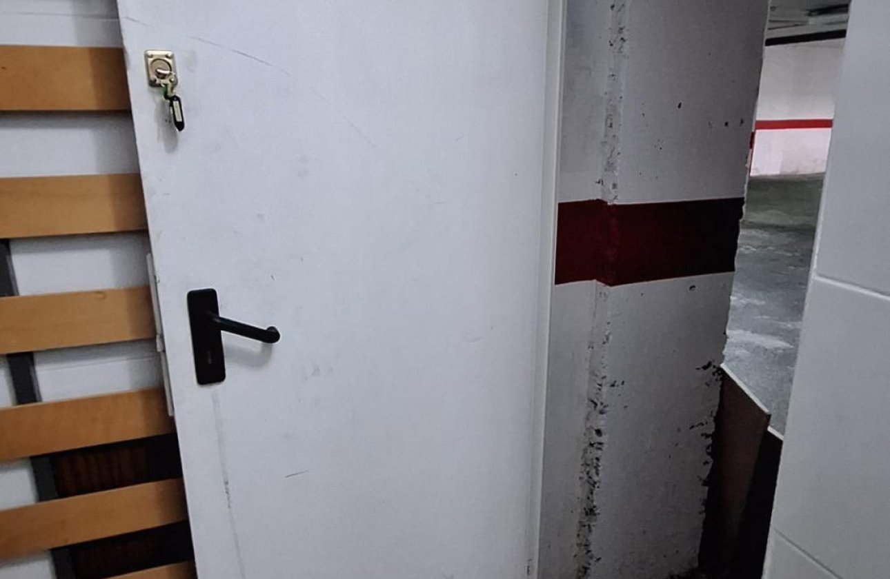 Resale - Commercial property -
Torrevieja - Torrevieja Centro