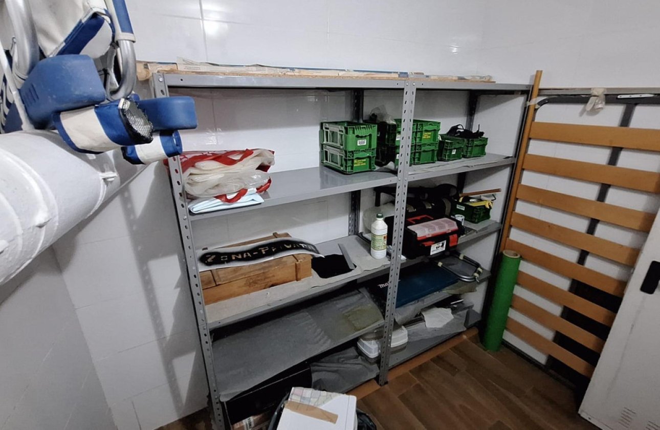 Resale - Commercial property -
Torrevieja - Torrevieja Centro