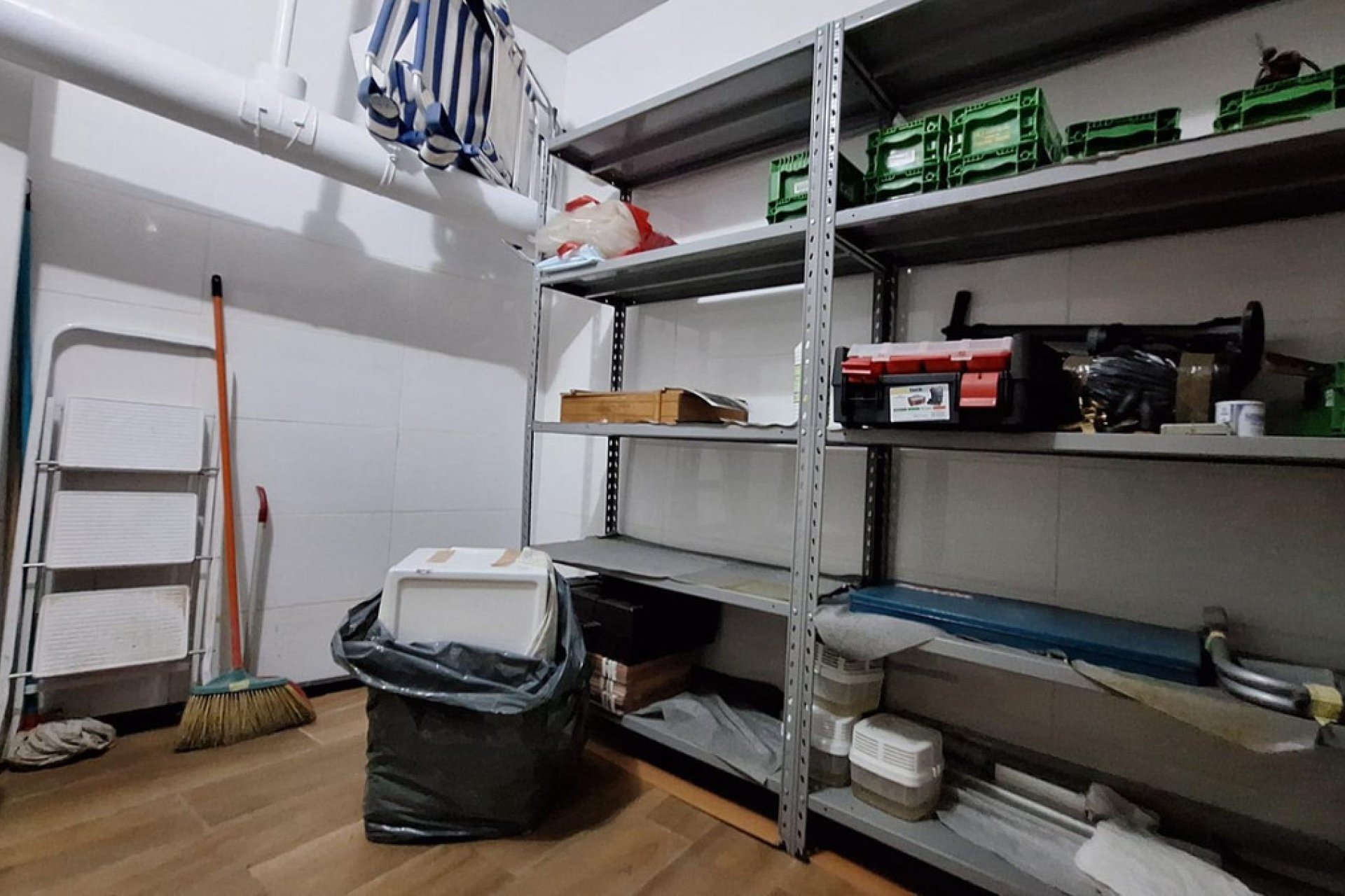 Resale - Commercial property -
Torrevieja - Torrevieja Centro