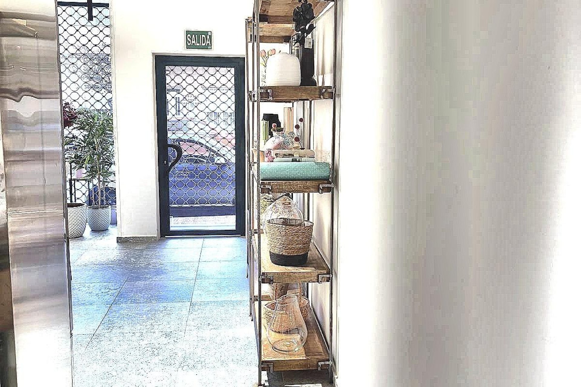 Resale - Commercial property -
Torrevieja - Torrevieja Centro