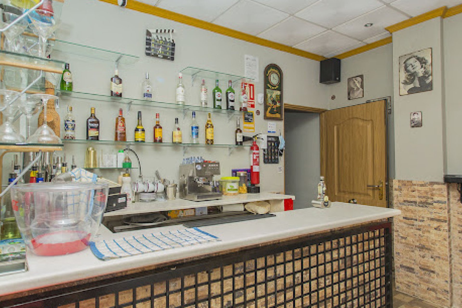 Resale - Commercial property -
Torrevieja - Torrevieja Centro