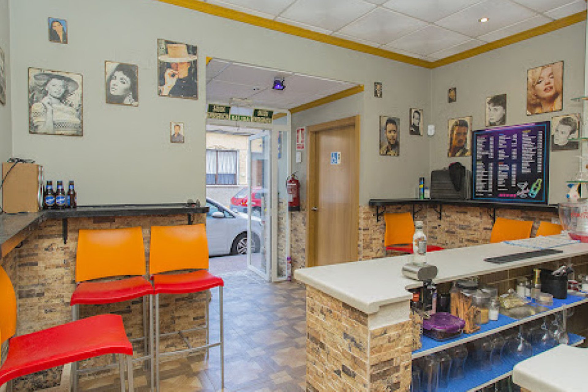 Resale - Commercial property -
Torrevieja - Torrevieja Centro