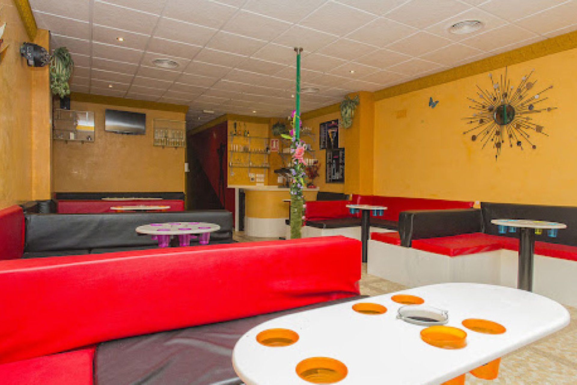 Resale - Commercial property -
Torrevieja - Torrevieja Centro