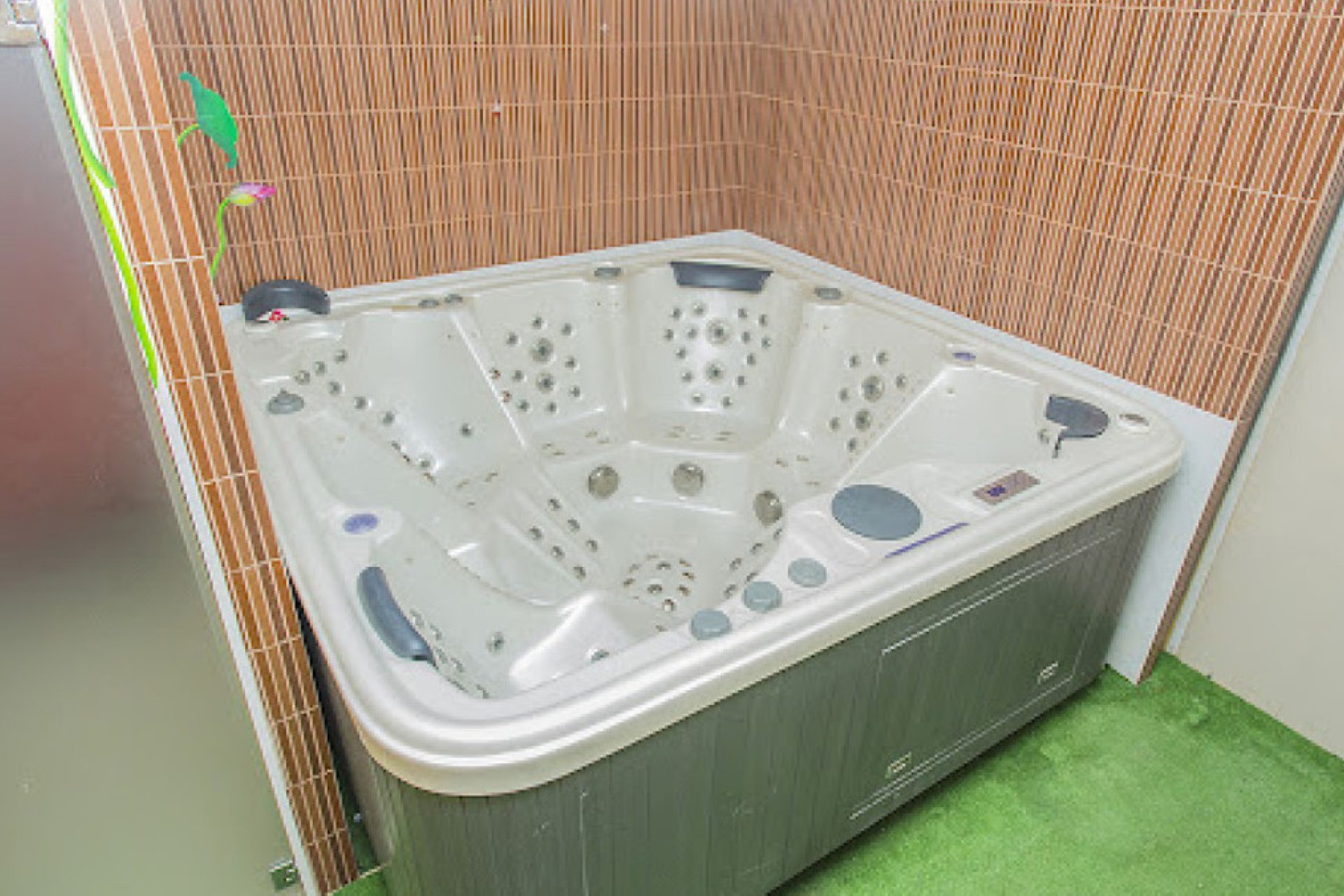 Resale - Commercial property -
Torrevieja - Torrevieja Centro