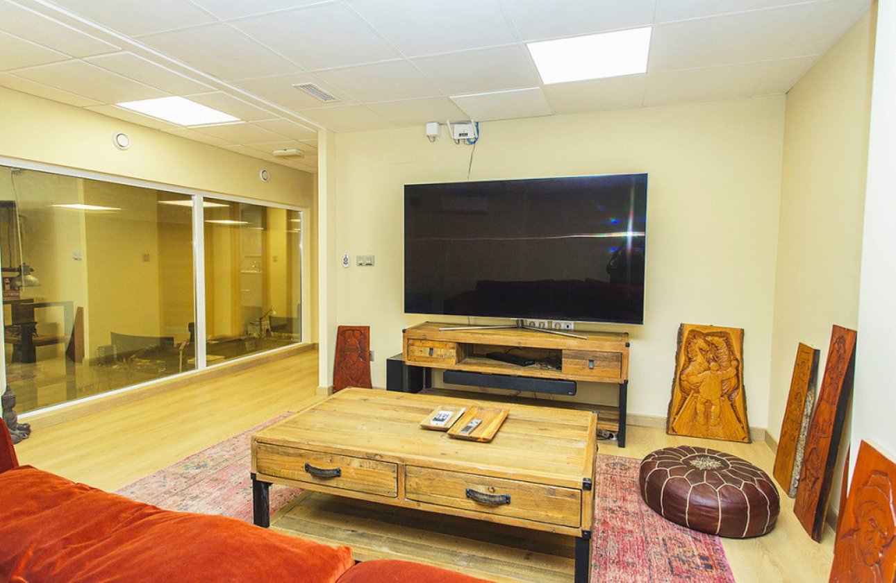 Resale - Commercial property -
Torrevieja - Torrevieja Centro