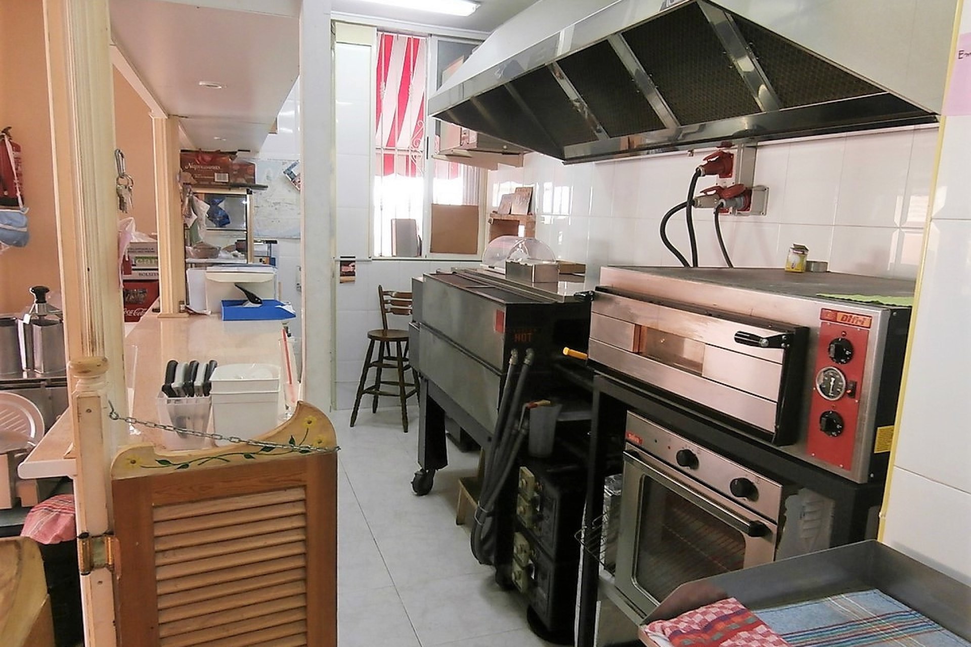 Resale - Commercial property -
Torrevieja - Torrevieja Centro