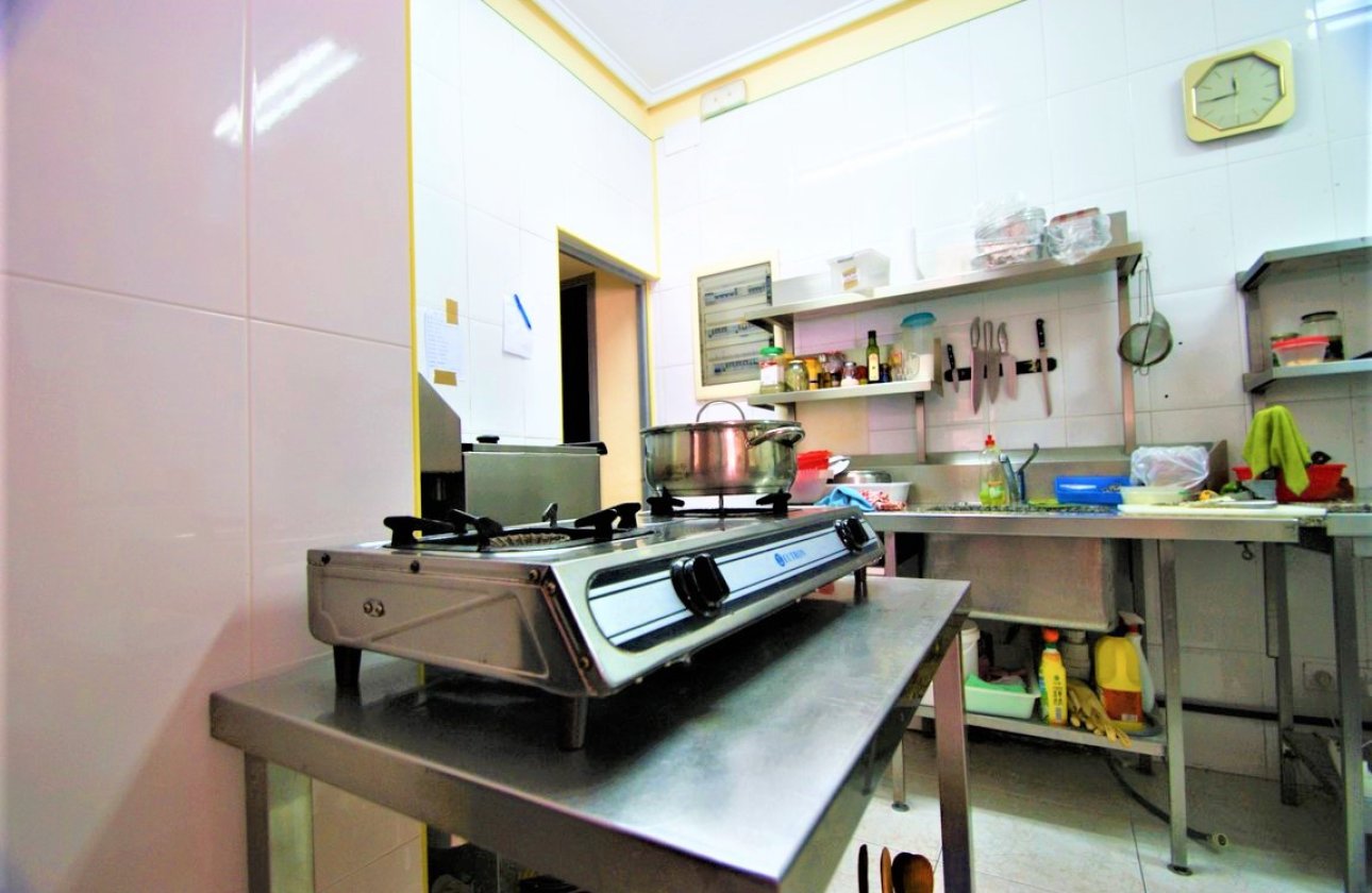 Resale - Commercial property -
Torrevieja - Torrevieja Centro