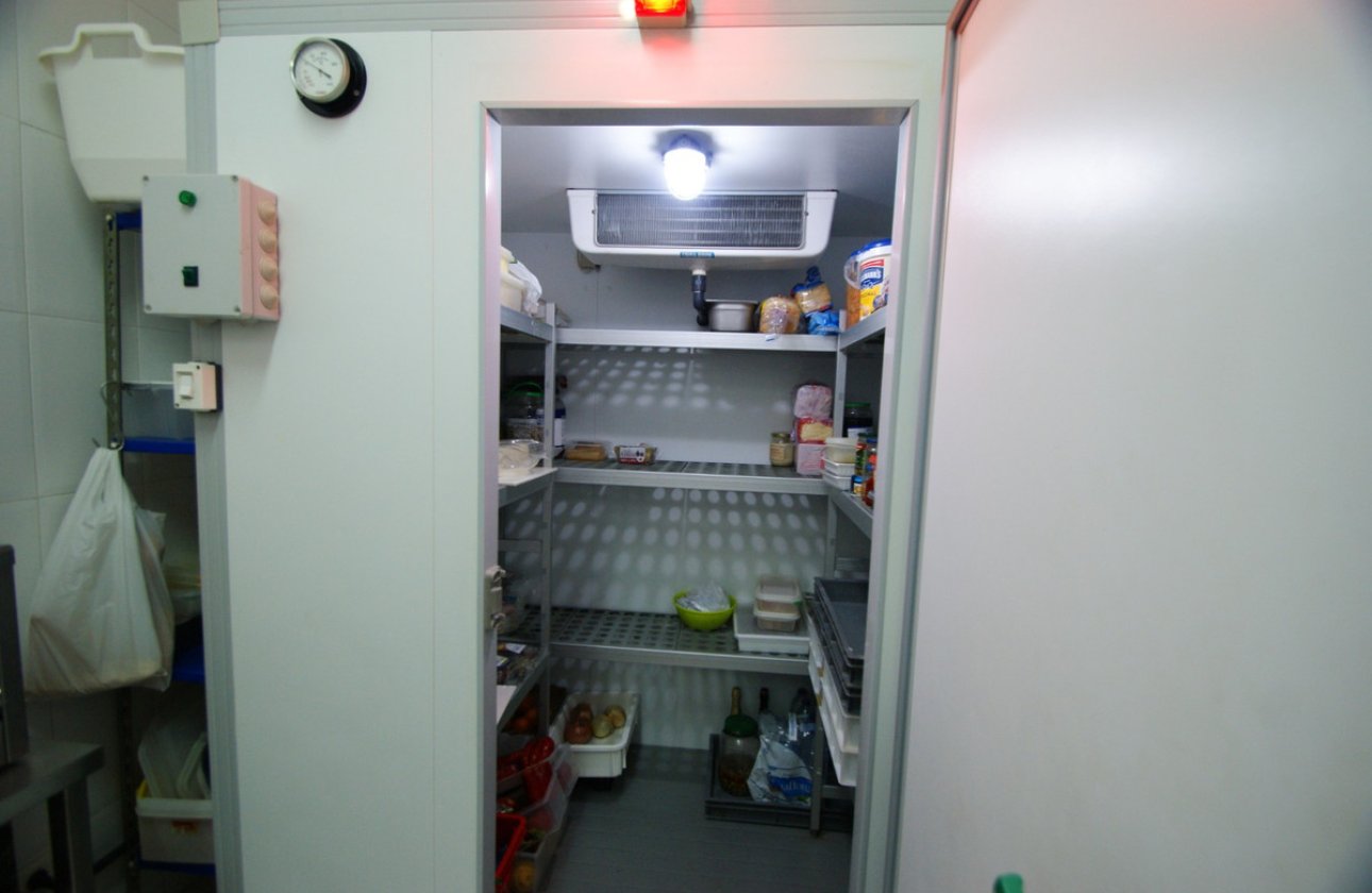 Resale - Commercial property -
Torrevieja - Torrevieja Centro