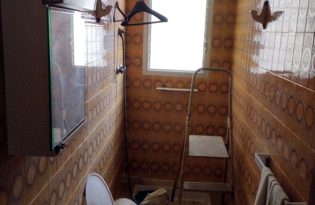 Resale - Commercial property -
Torrevieja - Torrevieja Centro