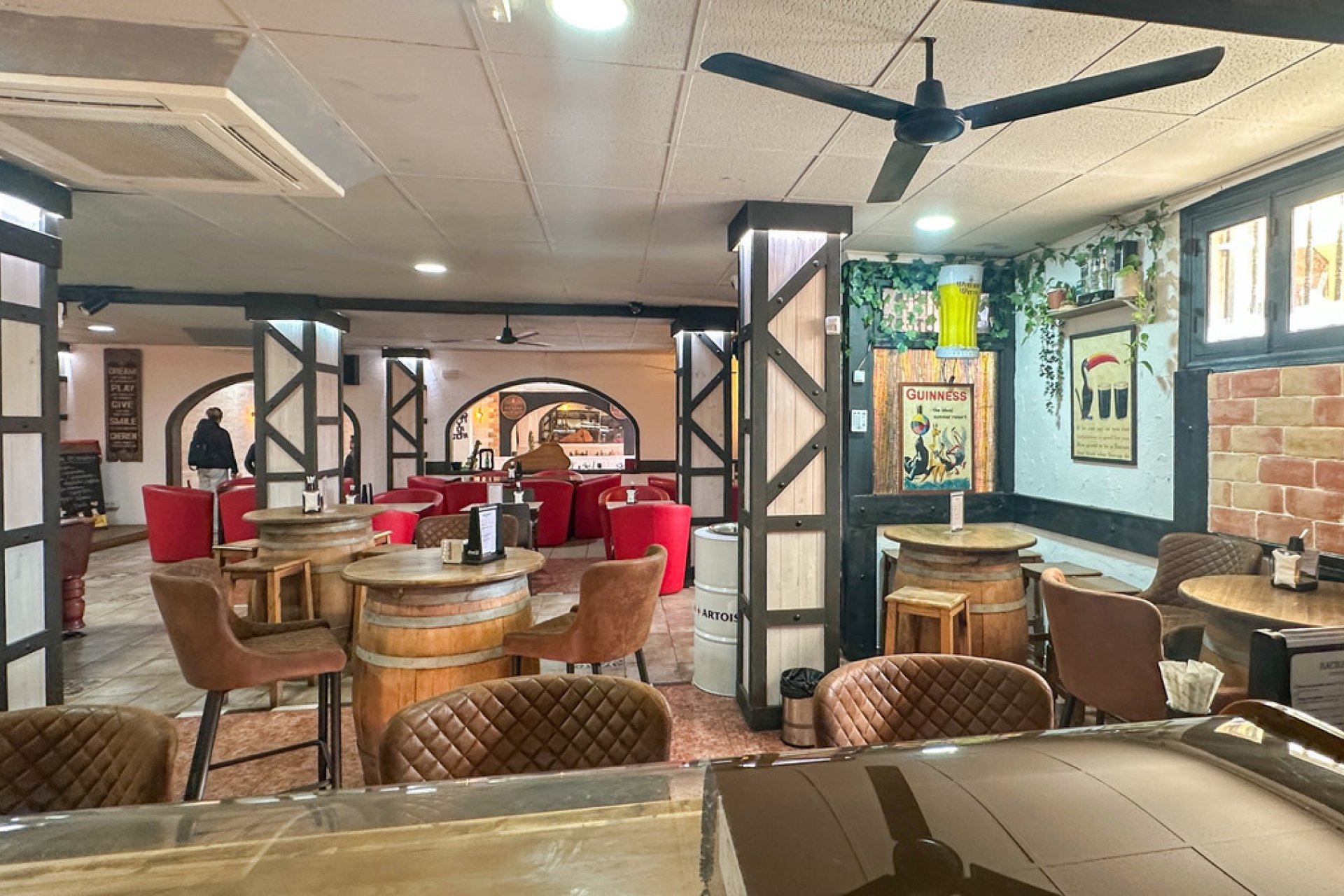 Resale - Commercial property -
Torrevieja - Torrevieja Centro