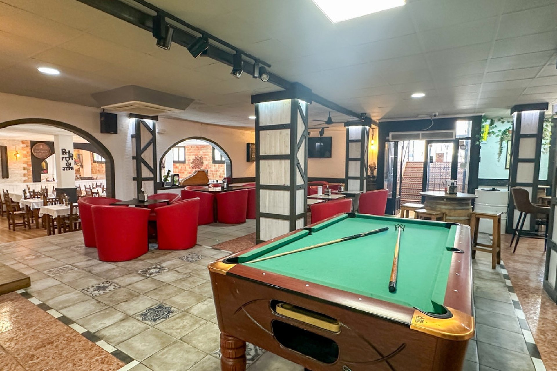 Resale - Commercial property -
Torrevieja - Torrevieja Centro