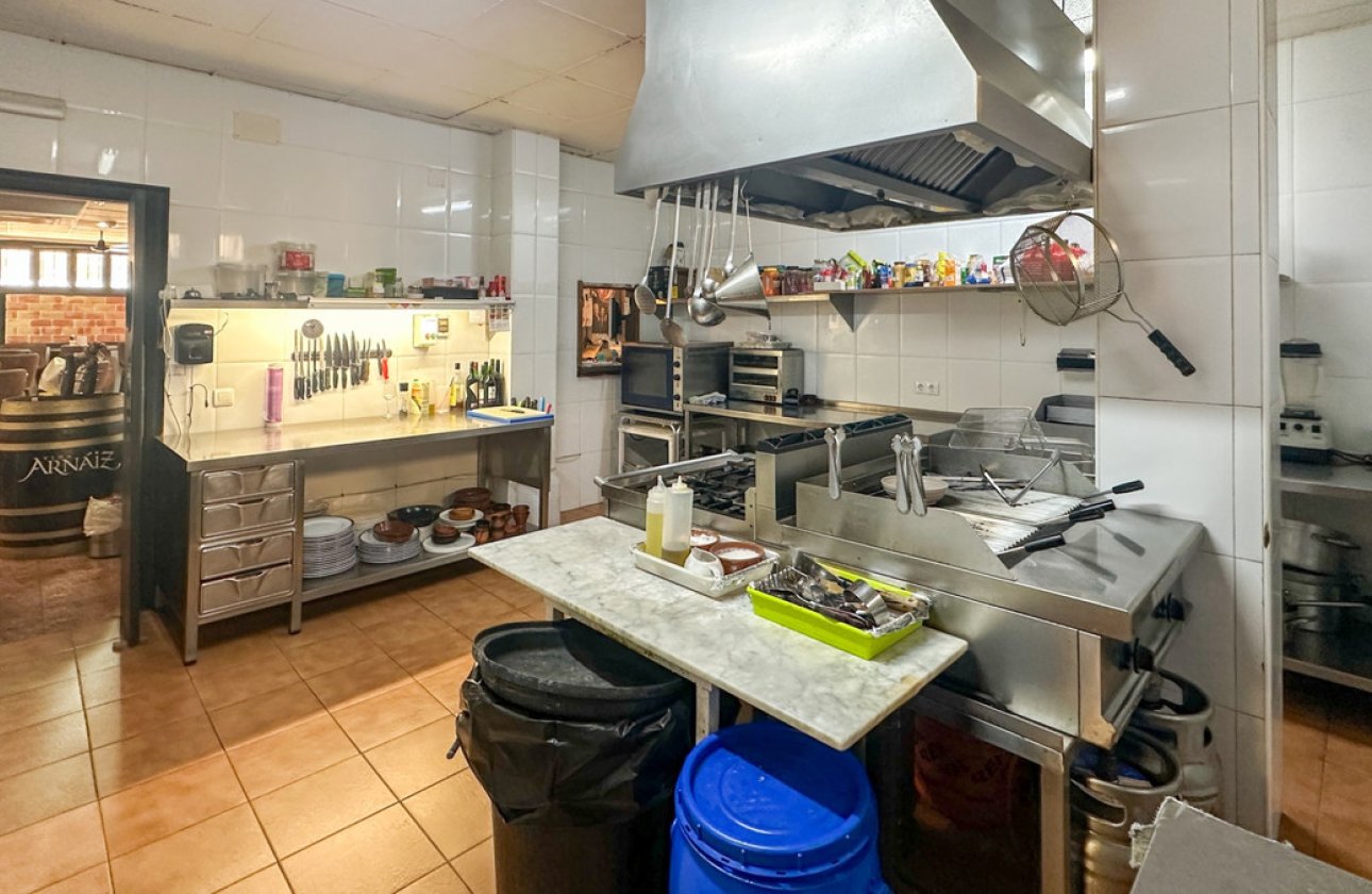 Resale - Commercial property -
Torrevieja - Torrevieja Centro