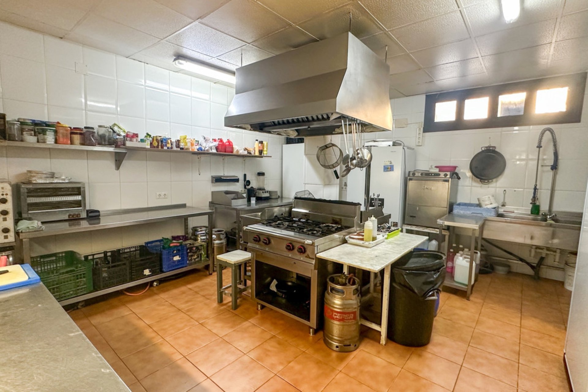 Resale - Commercial property -
Torrevieja - Torrevieja Centro