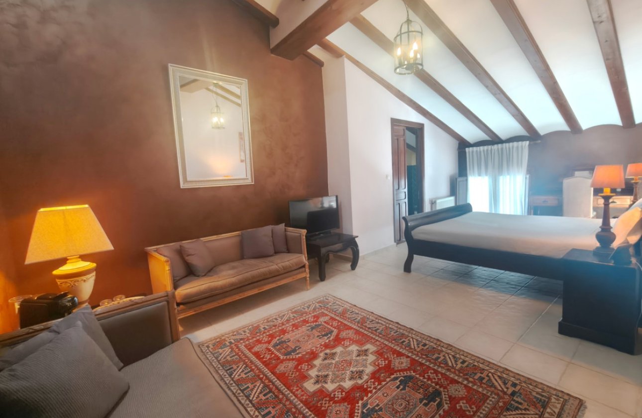 Resale - Commercial property -
Vall de Gallinera - Vall de Gallinera Centro