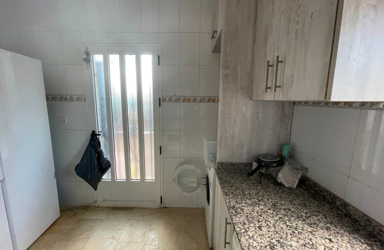 Resale - country house -
Albatera - Albatera Centro