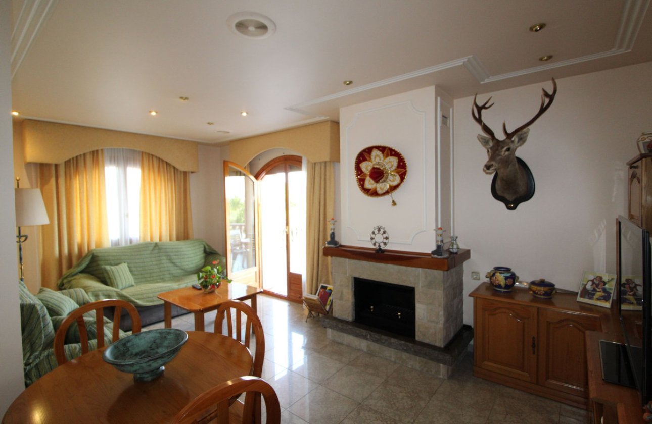 Resale - country house -
Elche - Valverde