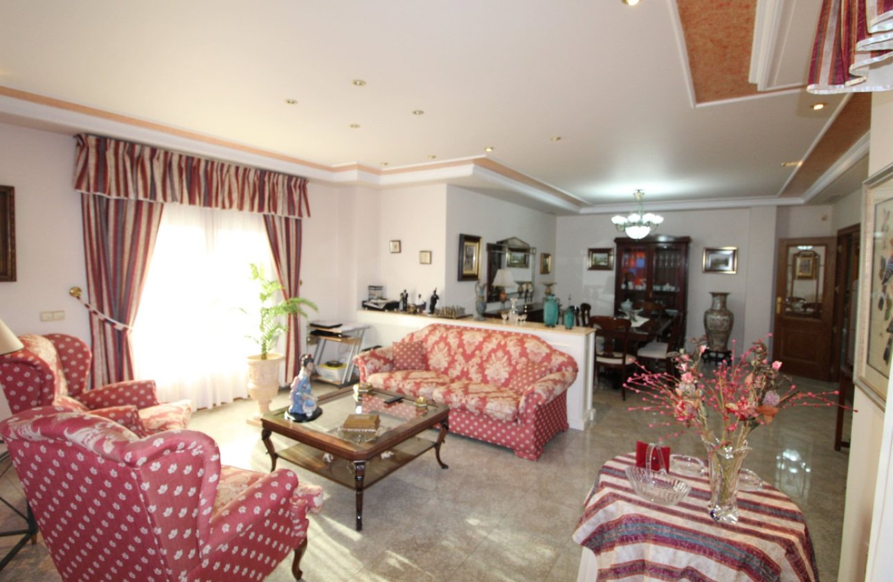 Resale - country house -
Elche - Valverde