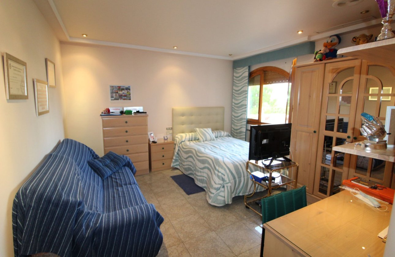 Resale - country house -
Elche - Valverde