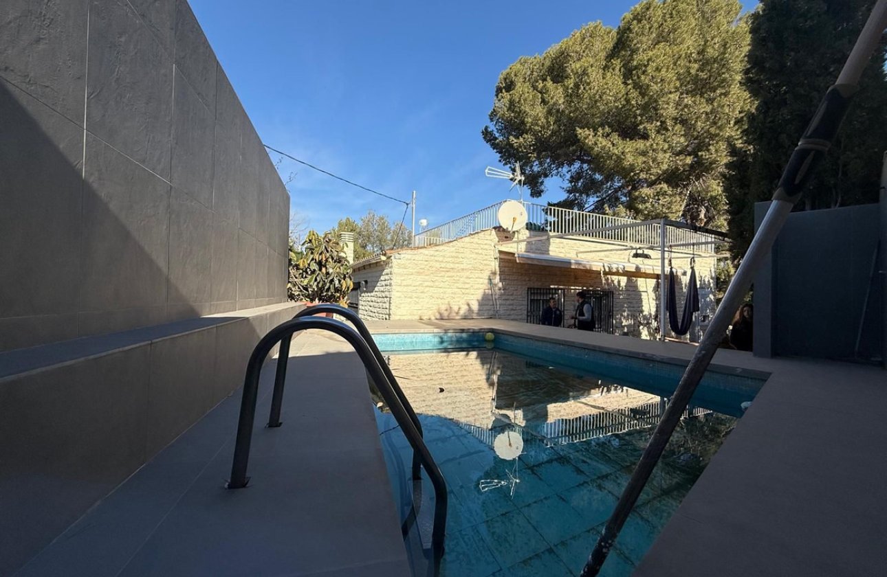 Resale - country house -
Elda - Elda Centro