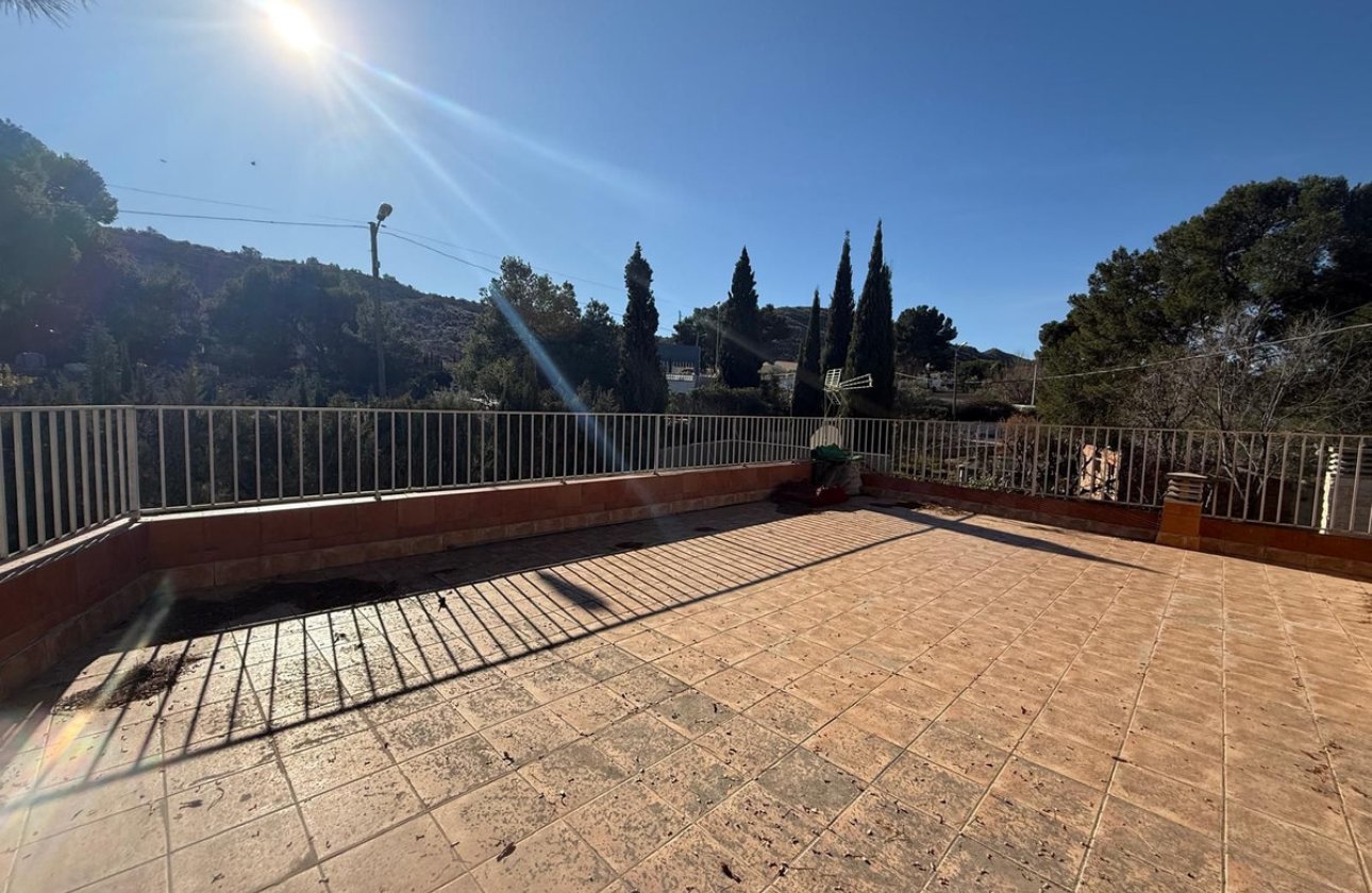 Resale - country house -
Elda - Elda Centro