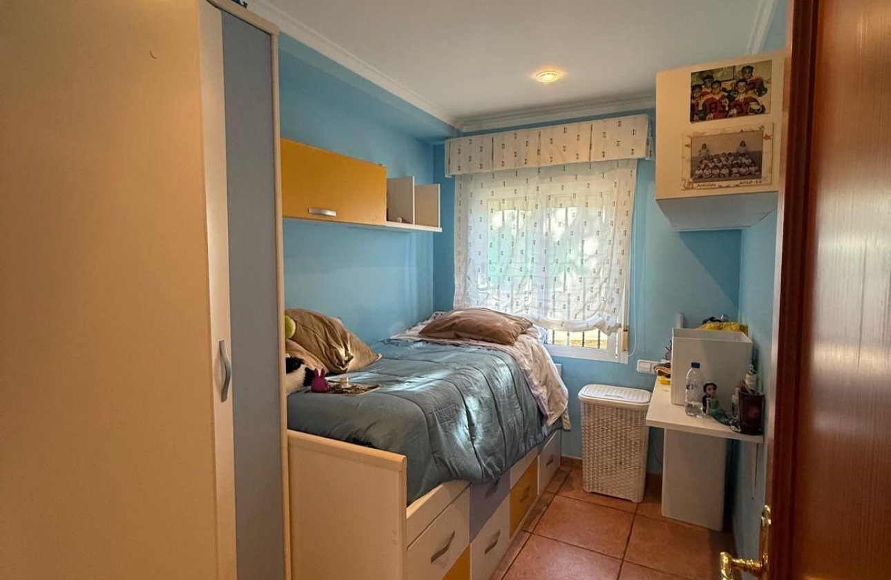 Resale - country house -
Elda - Elda Centro