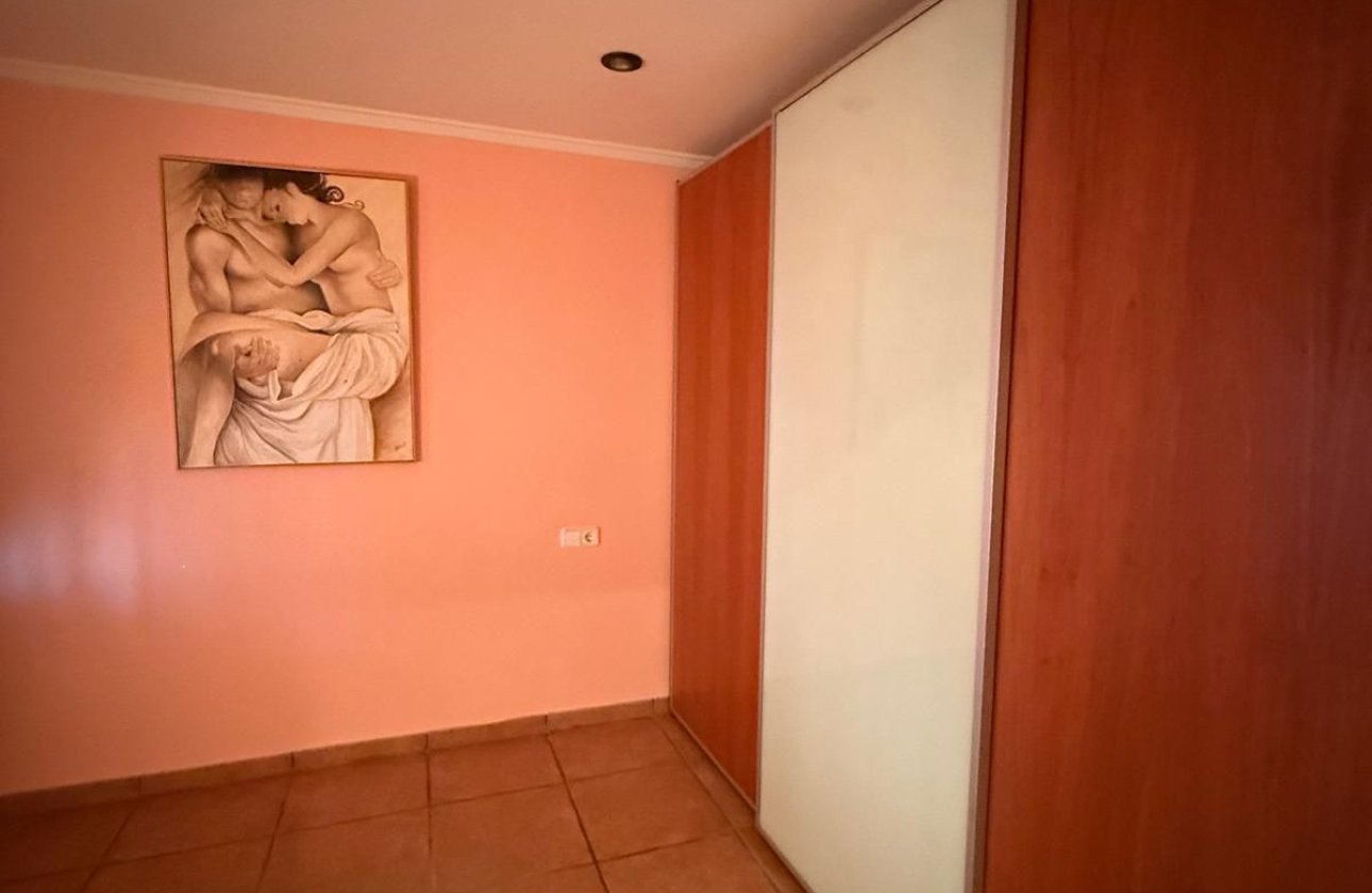 Resale - country house -
Elda - Elda Centro