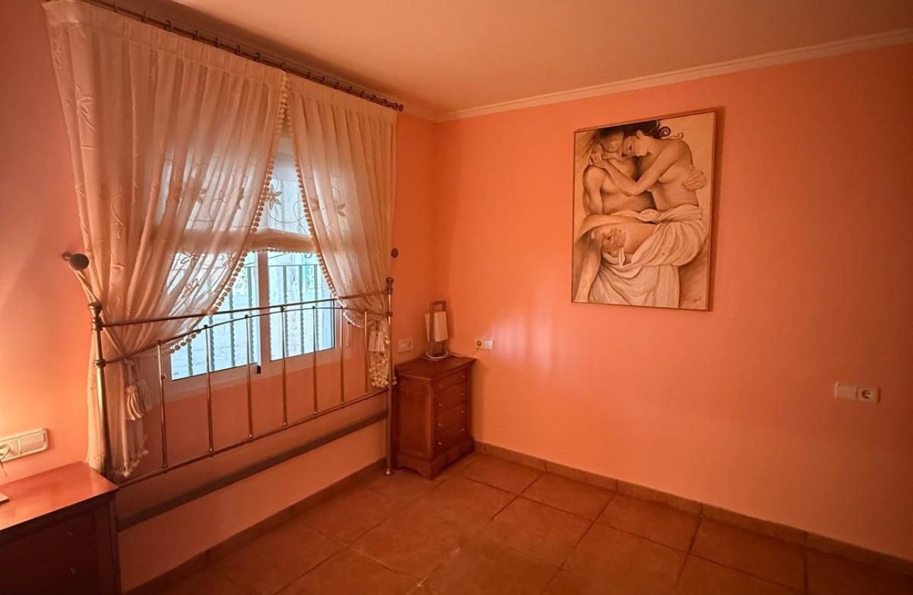 Resale - country house -
Elda - Elda Centro