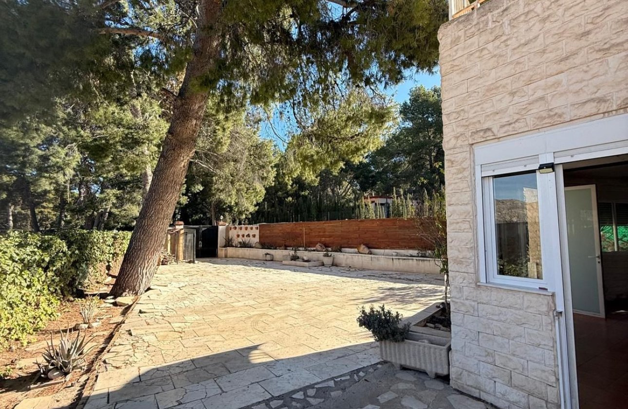 Resale - country house -
Elda - Elda Centro