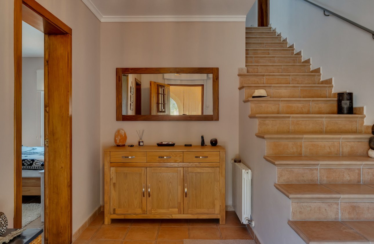 Resale - country house -
Orba - Orba Centro