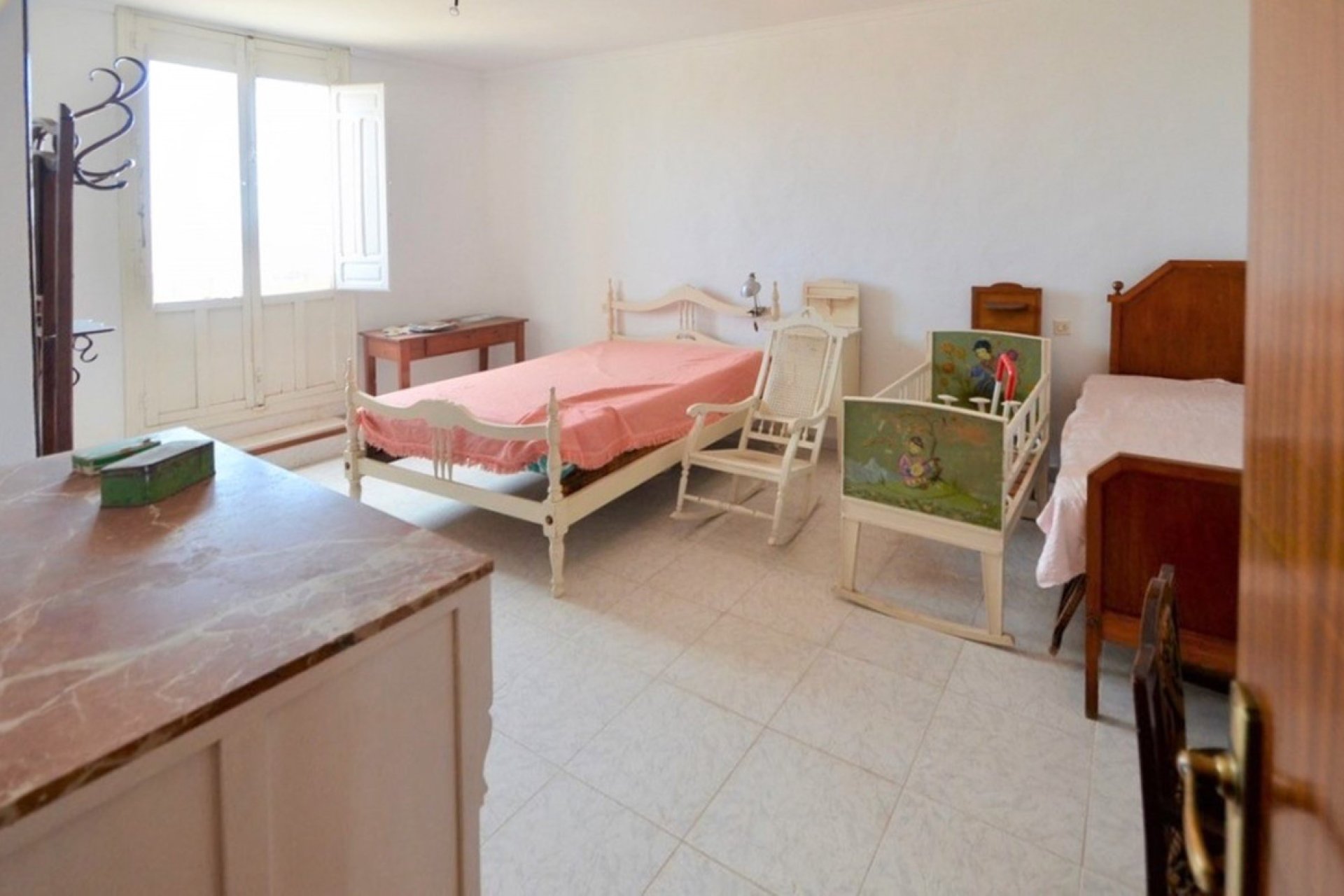 Resale - country house -
Orihuela - Orihuela Centro